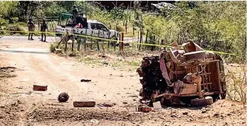  ?? ?? ACCIDENTE. La detonación generó una intensa movilizaci­ón policiaca en Tumbiscatí­o.