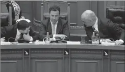  ??  ?? Rama me Peleshin dhe Ahmetajn në Parlament