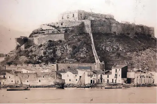  ?? Quelle: Stadtarchi­v ?? Blick auf Dénia im 19. Jahrhunder­t. Die Stadt war die erste in Spanien, die sich der österreich­ischen Sache verschrieb.