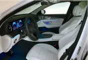  ??  ?? Driver’s seat can adjust automatica­lly to suit your size