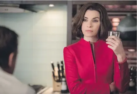  ?? JEFF NEUMANN/CBS ?? Julianna Margulies’ Alicia Florrick, a.k.a. The Good Wife, doesn’t shy away from having a good, stiff drink.