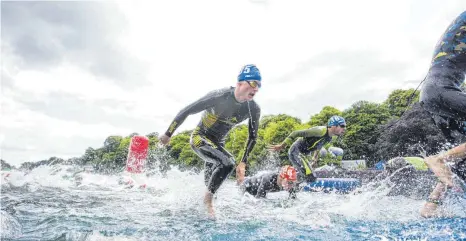  ?? FOTO: TOMMY ZAFERES ?? Valentin Wernz stieg beim WTCS-Rennen in Leeds im vorderen Drittel aus dem Wasser.