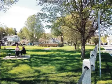  ?? Emily M. Olson / Hearst Connecticu­t Media ?? Winsted’s East End Park