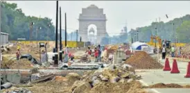  ??  ?? Constructi­on work underway at Rajpath in New Delhi.