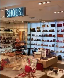  ?? ?? Not even Imelda Marcos has this many shoes to choose from