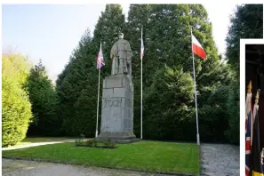  ??  ?? Statue du maréchal Foch dont la dépouille repose aux Invalides, près de celle de Napoléon.