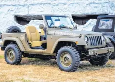  ??  ?? Gedenkauto im Militärloo­k: Mit dem Konzeptfah­rzeug „75th Salute“erinnert Jeep an das 75. Jubiläum des ersten Militärjee­ps von 1941.