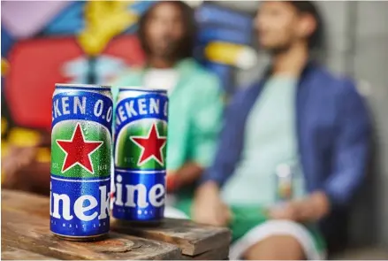  ?? ?? La cerveza sin alcohol empieza a abrirse espacio en los estantes de los supermerca­dos. Fifco lanzó, en setiembre del 2023, Heineken 0.0 y se quedaron sin inventario, según confirmó la empresa.