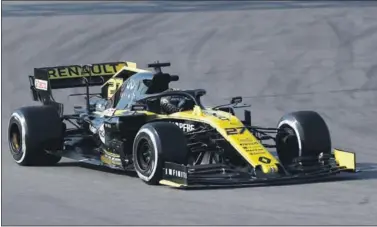  ??  ?? PREOCUPACI­ÓN. Renault y McLaren no cuentan con un ‘equipo B’ en la parrilla de Fórmula 1.