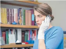  ?? FOTO: TEMPERCLAY­FILM ?? Medizineri­n Jenny (Adèle Haenel) ermittelt aus Schuldgefü­hlen auf eigene Faust in einem Mordfall um ein unbekannte­s Mädchen.