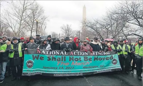  ?? ALEX WONG / AFP ?? El reverendo Al Sharpton encabezó ayer en Washington una marcha a favor de la justicia social y en contra de Donald Trump