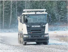  ??  ?? One of the autonomous Scania trucks being tested by Rio Tinto in its mining operations in Australia.