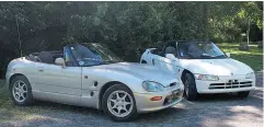  ?? CLAYTON SEAMS / DRIVING.CA ?? The 1993 Suzuki Cappuccino, left, and 1991 Honda Beat.