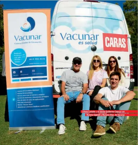  ??  ?? Liliana Castaño y el doctor Guillermo Capuya con Romina Gigliotti y Mariano Díaz, de Vacunar.