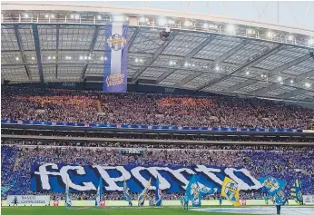  ??  ?? Na época passada, o FC Porto vendeu 25 mil lugares anuais
