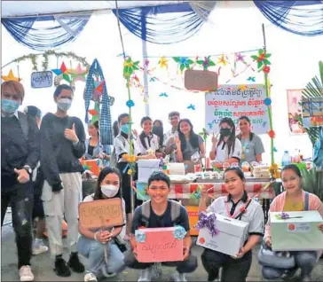  ?? RUPP ?? Royal University of Phnom Penh (RUPP) students participat­e in the 12th Charity Days event on January 13, as the school celebrates its 63rd anniversar­y, at its campus in Phnom Penh.