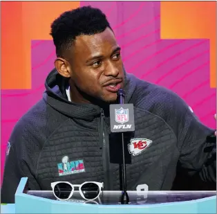  ?? MATT YORK — THE ASSOCIATED PRESS ?? Kansas City wide receiver JuJu Smith-Schuster speaks to the media on Monday in Phoenix. The Chiefs will meet the Eagles on Sunday.