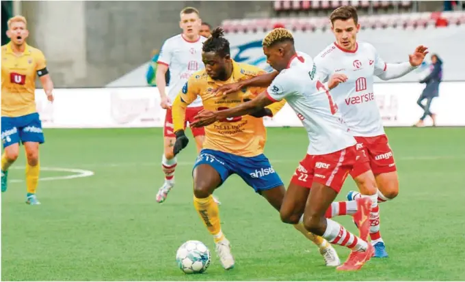  ?? FOTO: THOMAS SKJEGGEDAL THORSEN ?? FERDIG: Bassekou Diabaté forlater Jerv. Dermed ble nedrykkska­mpen borte mot Fredriksta­d det siste han gjorde i Jerv-trøyen.