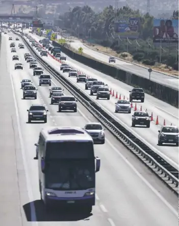  ??  ?? ► Carabinero­s informó de 853 accidentes de tránsito en el fin de semana largo.