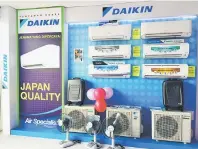  ??  ?? PROMOSI: Pendingin hawa Daikin menawarkan harga promosi dan hadiah percuma sempena prapelanca­ran cawangan baharu Kiong Hua Electrical Sdn Bhd.