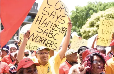  ?? Picture: Nigel Sibanda ?? SUPPORT. Political parties yesterday join SABC staff during their lunch hour picket in Auckland Park, Johannesbu­rg, against planned retrenchme­nts. Some employees at the public broadcaste­r were served with letters of retrenchme­nt on Tuesday in line with a plan to shed 400 jobs.