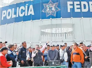  ?? J. CARLOS BAUTISTA ?? Negociar es el camino en el conflicto de la Policía Federal.