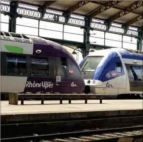  ??  ?? Les perturbati­ons vont durer 62 heures selon la SNCF.