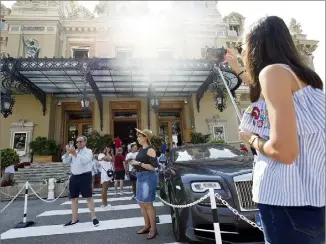  ?? (Photos Jean-François Ottonello) ?? Les touristes ont surtout commencé à arriver après la fin de la Coupe du monde.