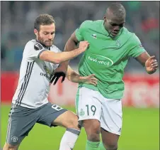  ??  ?? CONFIDENT: Manchester United midfielder Juan Mata (left) is in high spirits ahead of Sunday’s EFL Cup final against Southampto­n