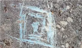  ?? U.S. FOREST SERVICE ?? Some rock carvings, or petroglyph­s, created by Creek and Cherokee people more than 1,000 years ago have been vandalized.