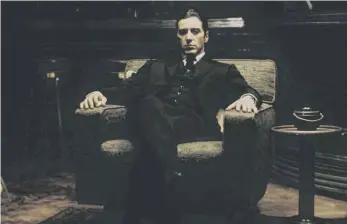  ?? FOTO: .IMAGO IMAGES ?? Al Pacino in seiner legendären Rolle als Don Michael Corleone in „The Godfather“.