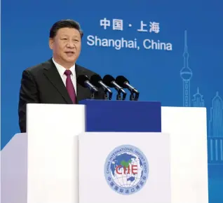  ??  ?? 11月5日、習主席が中国国際輸入­博覧会の開幕式で基調­演説を行った（新華社）