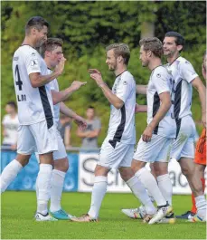  ?? FOTO: HORST HÖRGER ?? Nur im Pokal hatten die Ulmer Spatzen bisher in dieser Saison Grund zum Jubel. Gegen Völklingen am Samstag soll nun endlich auch der erste Sieg in der Fußball-Regionalli­ga her.