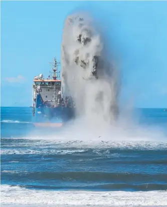  ?? Picture: GLENN HAMPSON ?? The dredge has dumped three million cubic metres of sand offshore.