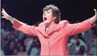  ?? John Bazemore / Associated Press ?? Tennessee coach Pat Summitt yells to her players during the final game of the NCAA Mideast Regional Tournament in 1998 in Nashville, Tenn.