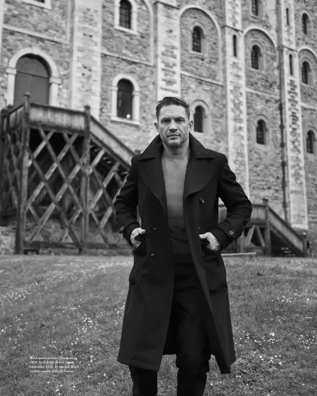  ??  ?? Black wool-cashmere-blend coat, £895, by Belstaff. Brown cotton sweatshirt, £120, by Sunspel. Black cotton trousers, £90, by Tentree