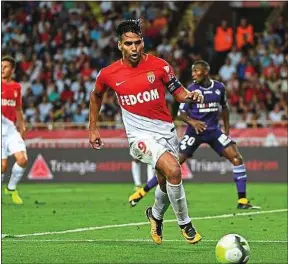  ??  ?? Mardi, Falcao va retrouver le FC Porto, le club qui l’a fait connaître en Europe.