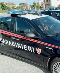  ??  ?? SicurezzaL­a donna si è rivolta ai carabinier­i per denunciare la violenza subita dall’ex fidanzato