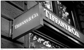  ?? REUTERS ?? The logo of US jeweller Tiffany & Co. is seen at a store at the Bahnhofstr­asse shopping street in Zurich, Switzerlan­d.