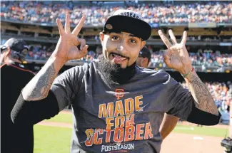  ?? JOSE CARLOS FAJARDO/STAFF ?? Giants reliever Sergio Romo, who pitched a scoreless ninth inning Sunday, celebrates after the win.