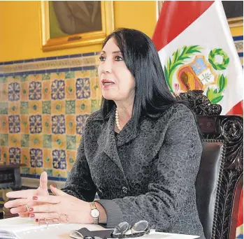  ??  ?? | Canciller Elizabeth Astete. |