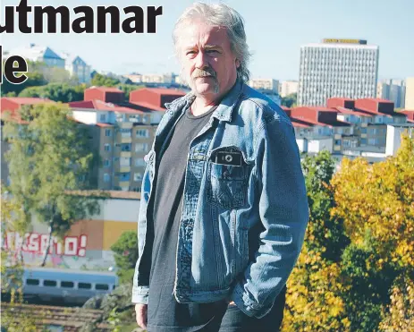  ?? FOTO: LEIF OLDENBURG ?? MISSNÖJD. Politikern­a har tappat kontakten med människor som bor i Solna, säger Lars–Ove Löf.