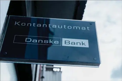  ??  ?? Lukningen af kassefunkt­ionen i Danske Banks filialer uden for de store byer er blevet en politisk sag på Christians­borg.
Arkivfoto: Aleksander Klug