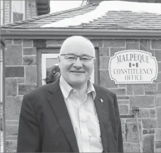  ?? STU NEATBY/SALTWIRE NETWORK ?? Wayne Easter at his constituen­cy office in Hunter River. After 25 years serving as MP for Malpeque, Easter says he is ready to run one more time.