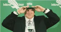  ?? STEWART F. HOUSE/AP ?? Todd Dodge, shown as the North Texas coach in late 2006, is one of the best-known quarterbac­k coaches in the Lone Star State.