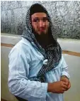  ??  ?? Mehmet Ö., Dschihadis­t aus Augsburg, ist in Syrien getötet worden.