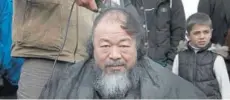  ??  ?? ► Ai Weiwei en una escena de Human flow, que estará en la exposición que abre el 27 de abril.