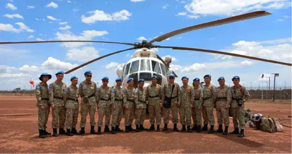  ?? Photo courtesy of the Việt Nam Peacekeepi­ng Department ?? The first group with 28 members from Việt Nam’s Engineerin­g Unit No.1 arrived at the UNISFA Mission in Abyei on Thursday (local time).