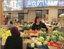  ??  ?? TRAGIC HISTORY: Markale, the marketplac­e in Sarajevo today, where on this day, 22 years ago a bomb killed 43 civilians.