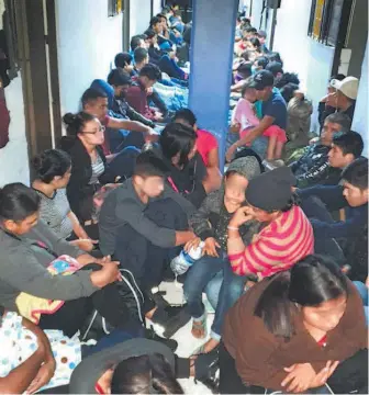  ??  ?? En Aguascalie­ntes, 341 migrantes fueron rescatados la semana pasada